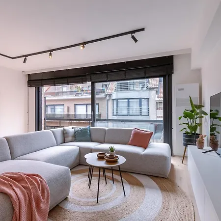 Stunning Fully Renovated In For 6 Persons Apartamento